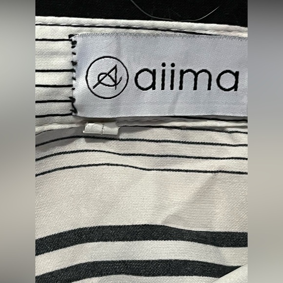 Striped maxi dress with belt. - Picture 6 of 6